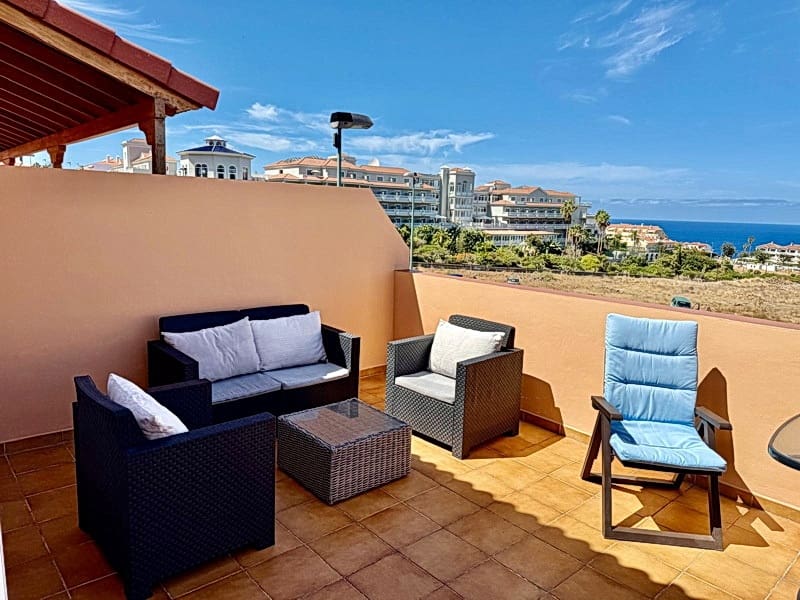 2 bedroom Apartment for rent in Puerto de la Cruz with pool garage - € 1,300 (Ref: 9324810)