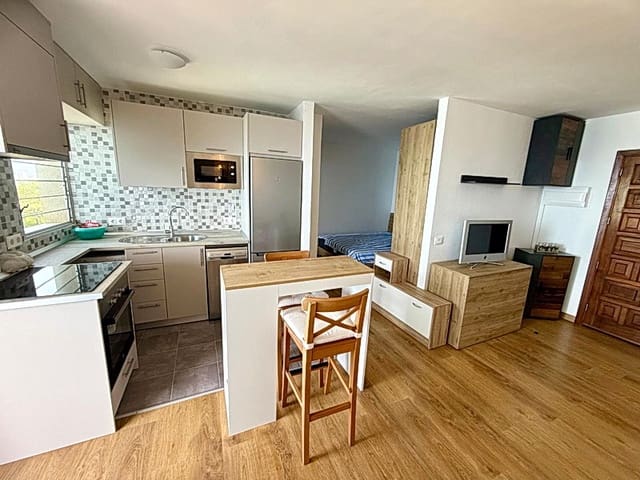 1 slaapkamer Appartement te koop in Los Realejos met zwembad - € 145.000 (Ref: 9395533)