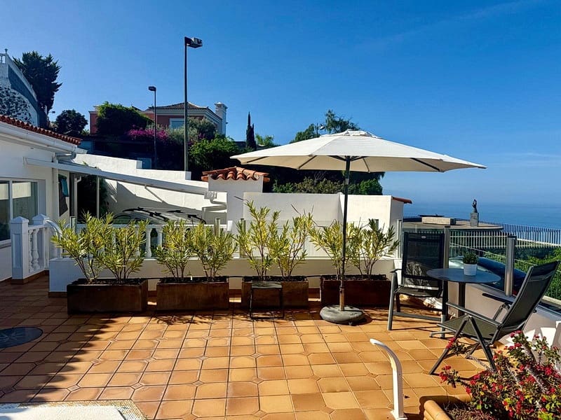 3 soverom Bungalow til salgs i El Sauzal med svømmebasseng garasje - € 780 000 (Ref: 9450832)