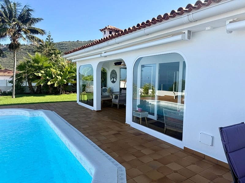 3 soverom Bungalow til salgs i El Sauzal med svømmebasseng garasje - € 780 000 (Ref: 9450832)