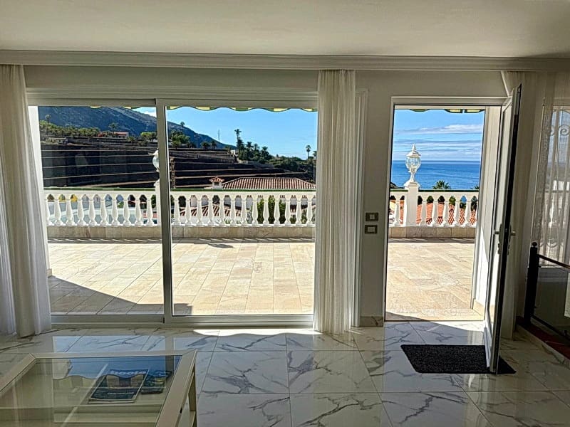 3 soveværelse Bungalow til leje i Los Realejos med swimmingpool garage - € 2.500 (Ref: 9494857)