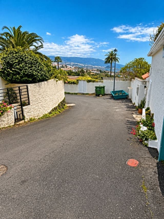 2 quarto Bungalow para venda em La Orotava com piscina garagem - 439 000 € (Ref: 9816800)