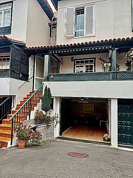 2 bedroom Townhouse for rent in Puerto de la Cruz with pool garage - € 1,650 (Ref: 9932672)