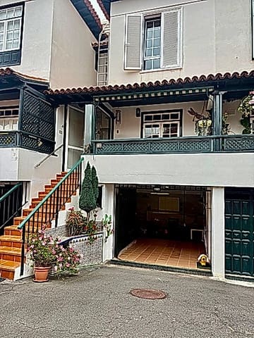 2 bedroom Townhouse for rent in Puerto de la Cruz with pool garage - € 1,650 (Ref: 9932672)