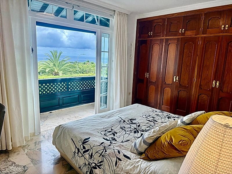 2 bedroom Townhouse for rent in Puerto de la Cruz with pool garage - € 1,650 (Ref: 9932672)