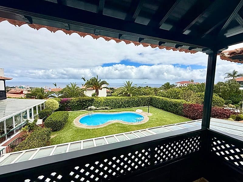 2 bedroom Townhouse for rent in Puerto de la Cruz with pool garage - € 1,650 (Ref: 9932672)