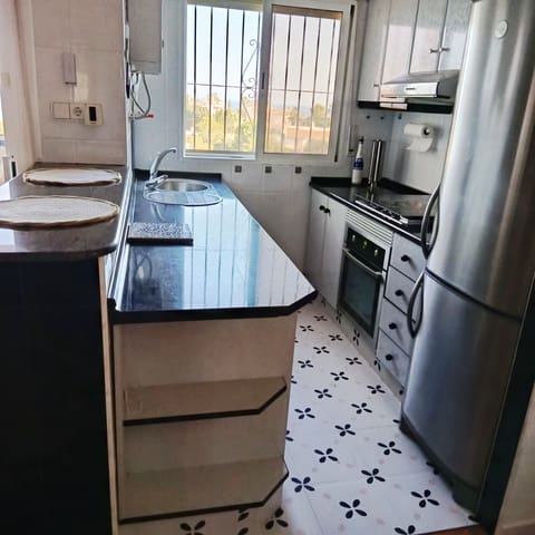 2 soverom Rekkehus til salgs i Coveta Fuma, El Campello med svømmebasseng garasje - € 290 (Ref: 9231789)