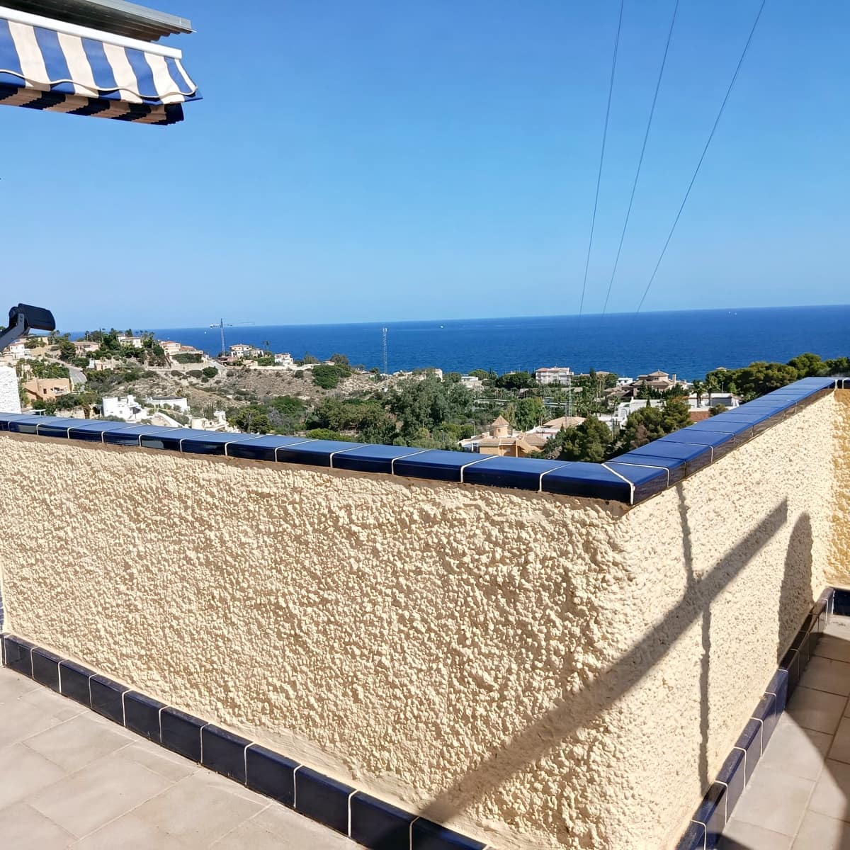 2 soverom Rekkehus til salgs i El Campello med svømmebasseng garasje - € 290 (Ref: 9231789)