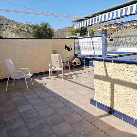 2 soverom Rekkehus til salgs i Coveta Fuma, El Campello med svømmebasseng garasje - € 290 (Ref: 9231789)