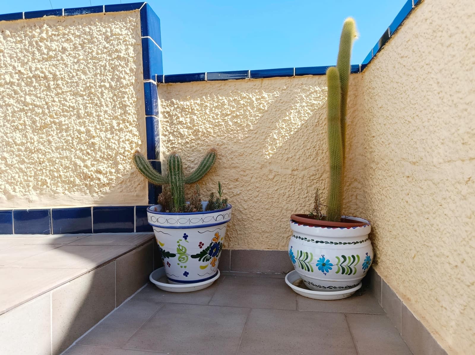 2 soverom Rekkehus til salgs i El Campello med svømmebasseng garasje - € 290 (Ref: 9231789)