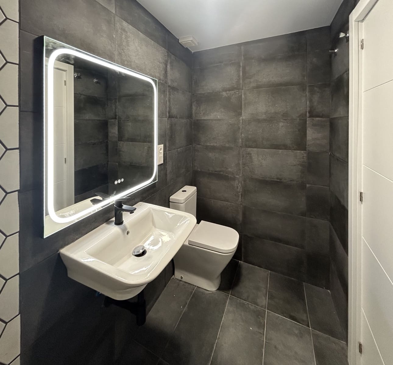 2 makuuhuone Huoneisto myytävänä paikassa Alicante kaupunki - 234 900 € (Ref: 9288273)