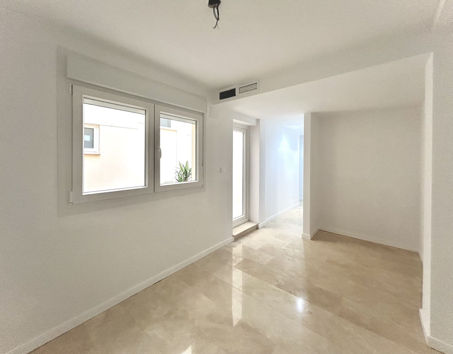 2 makuuhuone Huoneisto myytävänä paikassa Alicante kaupunki - 234 900 € (Ref: 9288273)