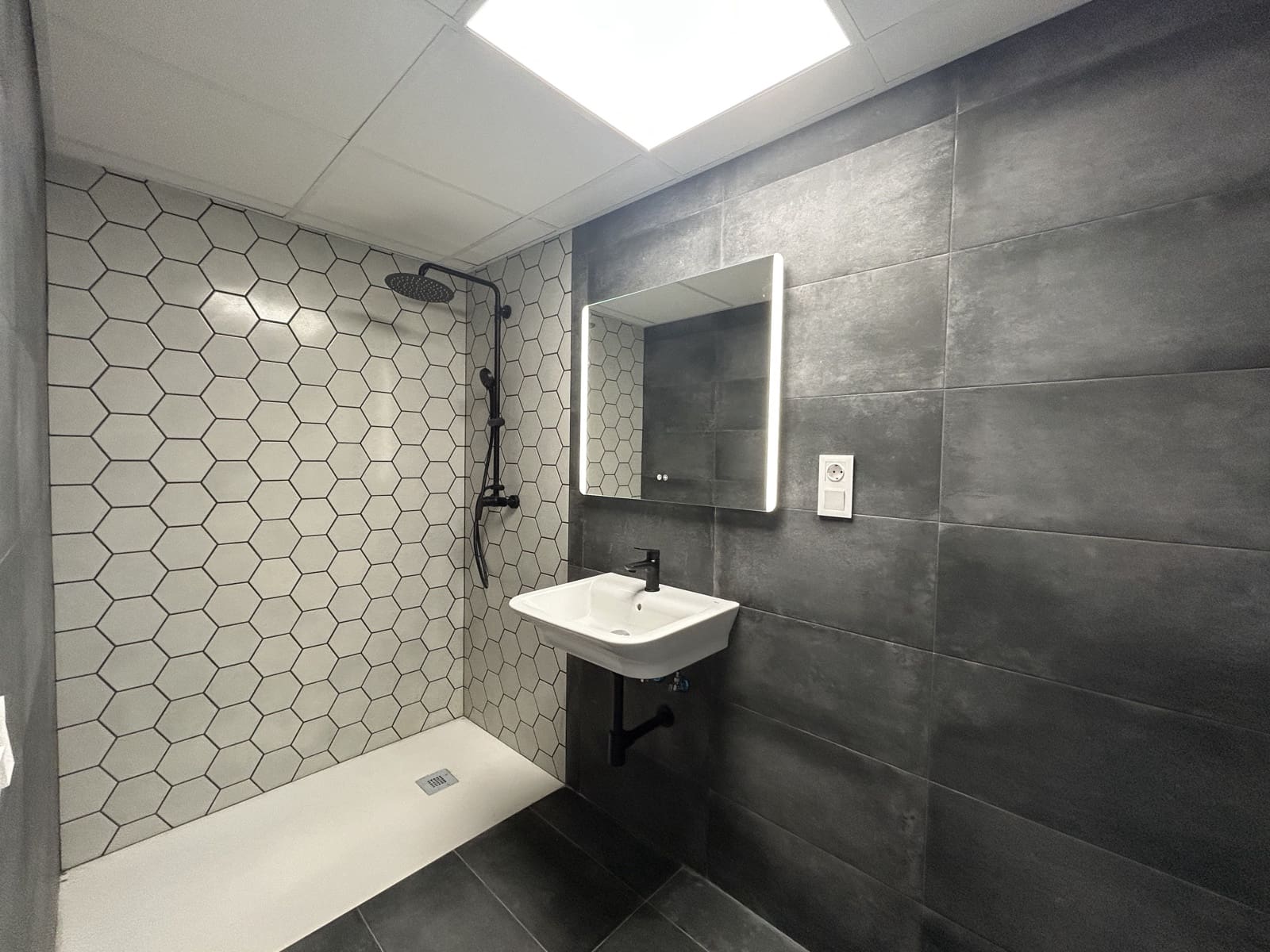 2 makuuhuone Huoneisto myytävänä paikassa Alicante kaupunki - 234 900 € (Ref: 9288273)