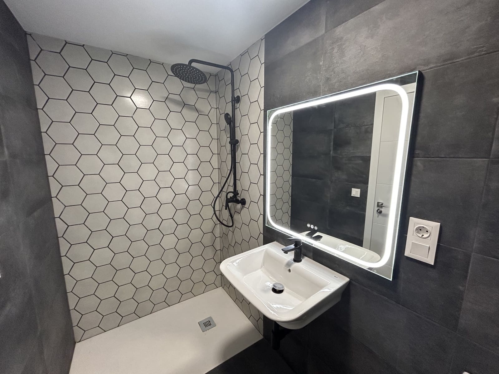 2 makuuhuone Huoneisto myytävänä paikassa Alicante kaupunki - 234 900 € (Ref: 9288273)