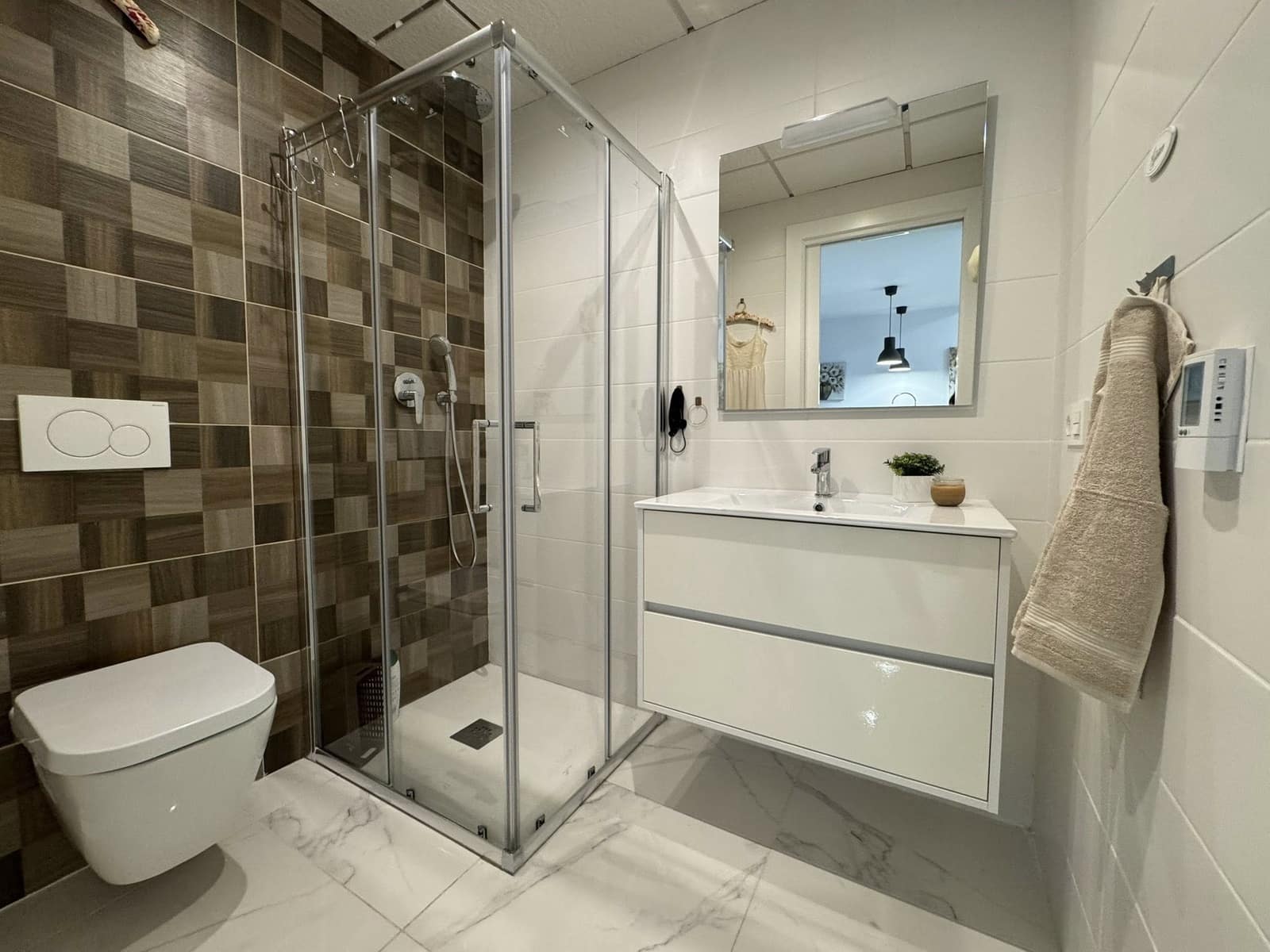 2 slaapkamer Bungalow te koop in Guardamar del Segura met zwembad garage - € 219.900 (Ref: 9293539)