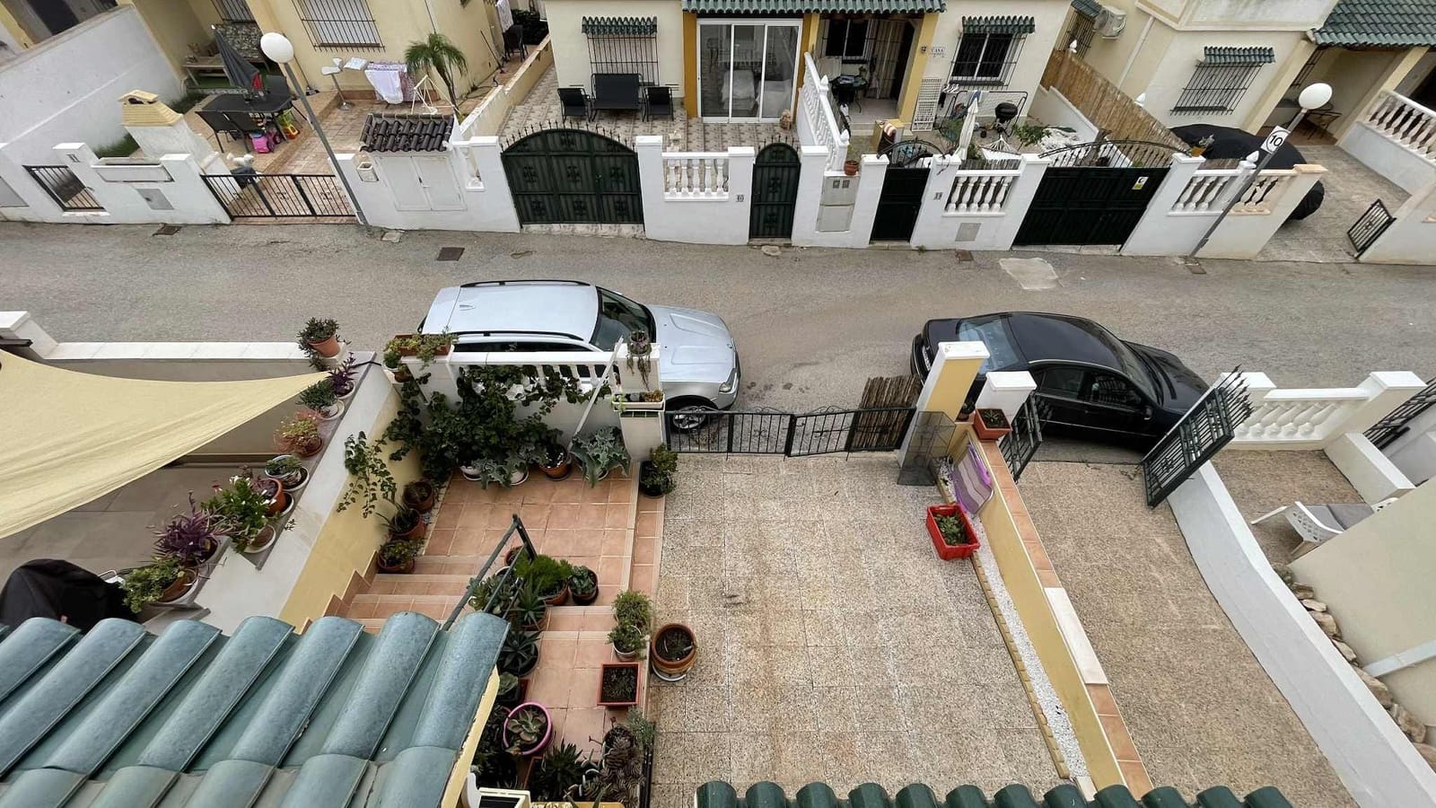 3 makuuhuone Omakotitalo myytävänä paikassa Orihuela mukana uima-altaan 
autotalli - 185 000 € (Ref: 9311641)