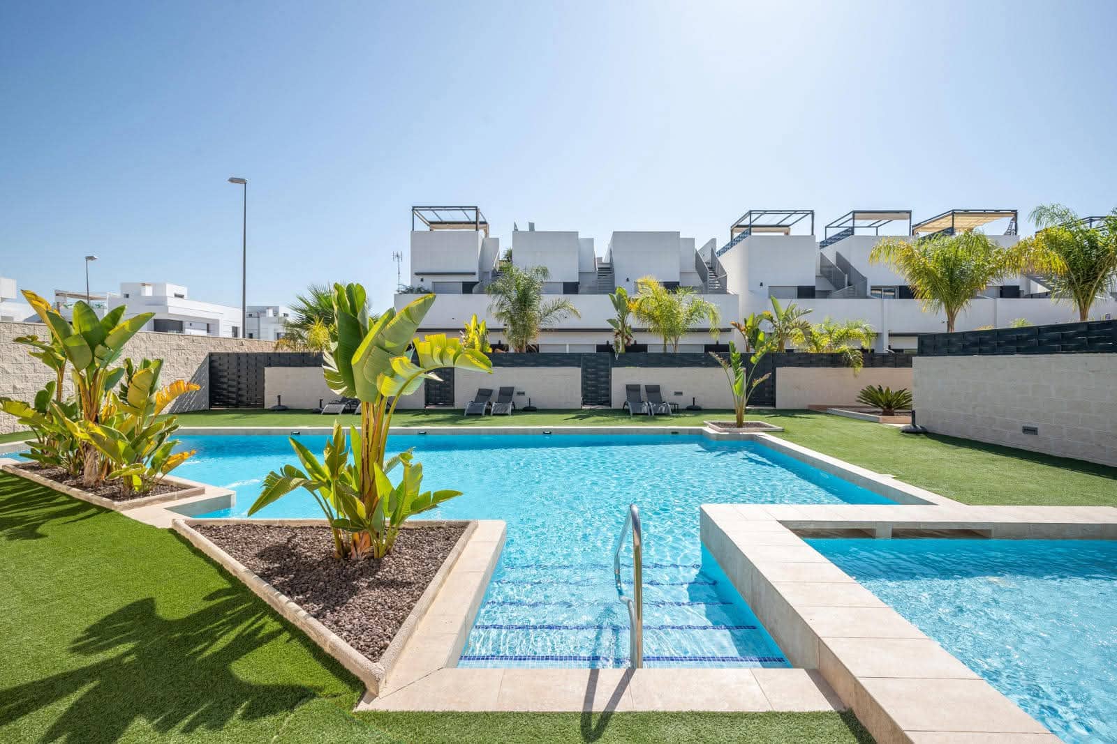 3 makuuhuone Omakotitalo myytävänä paikassa Ciudad Quesada mukana uima-altaan 
autotalli - 299 900 € (Ref: 9396784)