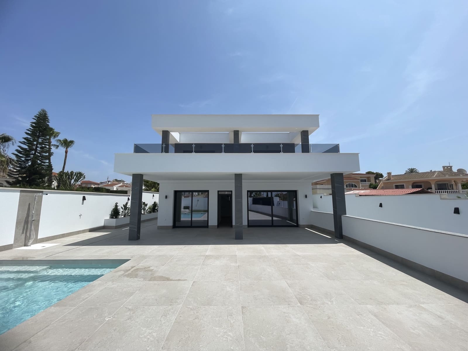 3 quarto Moradia para venda em Ciudad Quesada com piscina garagem - 799 900 € (Ref: 9414598)