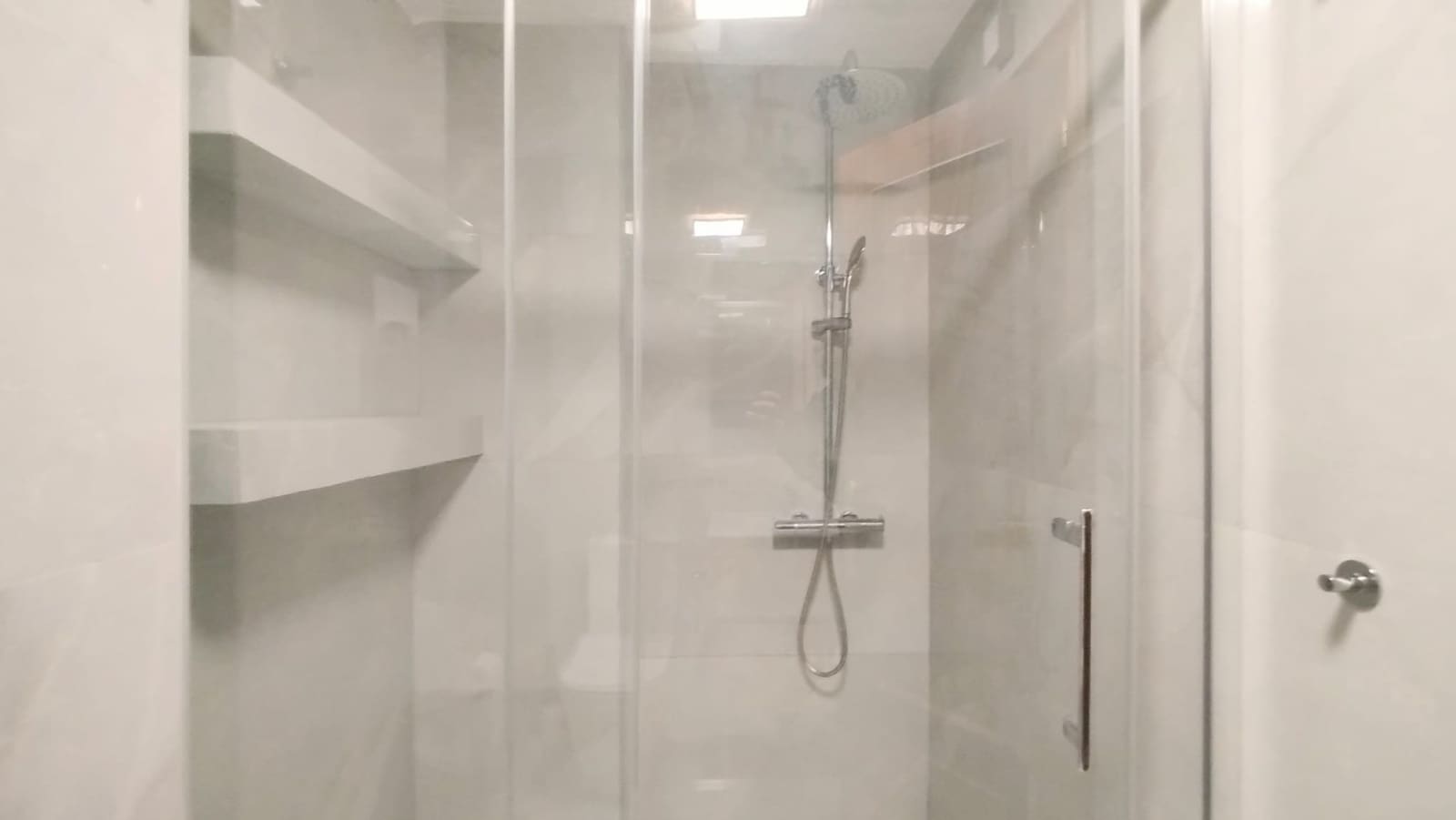 3 soveværelse Lejlighed til salg i Torrevieja med swimmingpool - € 259.900 (Ref: 9426574)