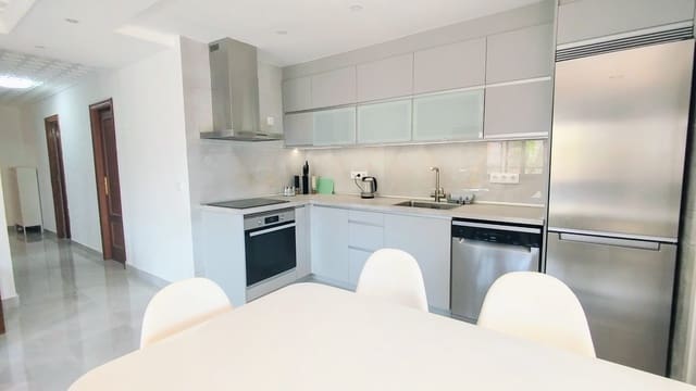 3 soveværelse Lejlighed til salg i Playa del Acequión, Torrevieja med swimmingpool - € 259.900 (Ref: 9426574)