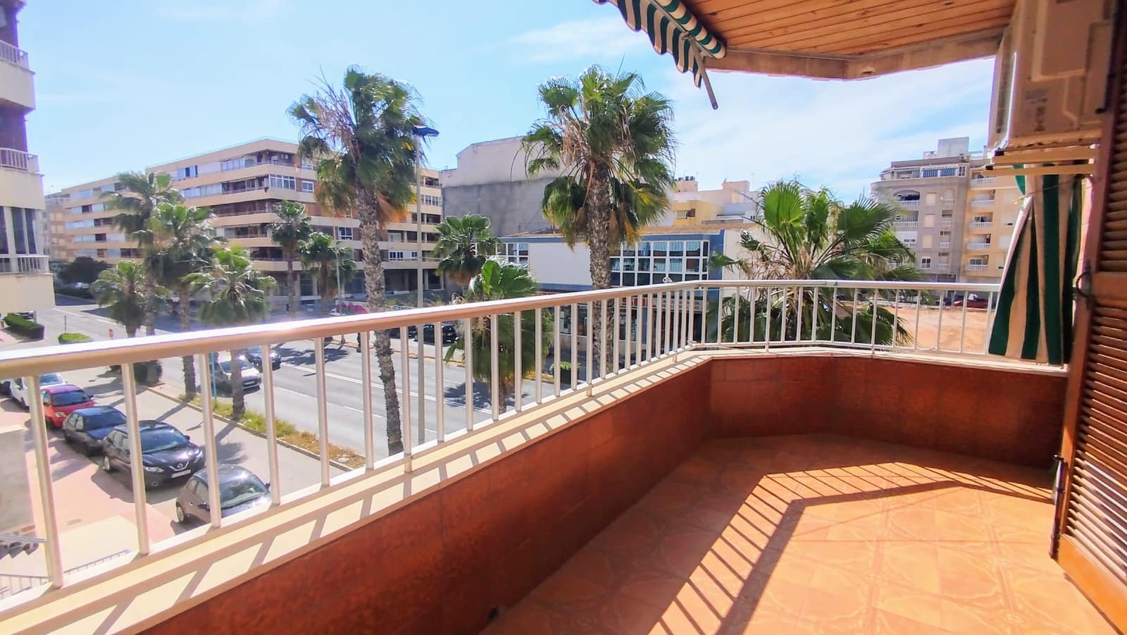 3 soveværelse Lejlighed til salg i Torrevieja med swimmingpool - € 259.900 (Ref: 9426574)