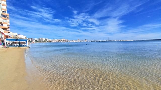 3 soveværelse Lejlighed til salg i Playa del Acequión, Torrevieja med swimmingpool - € 259.900 (Ref: 9426574)