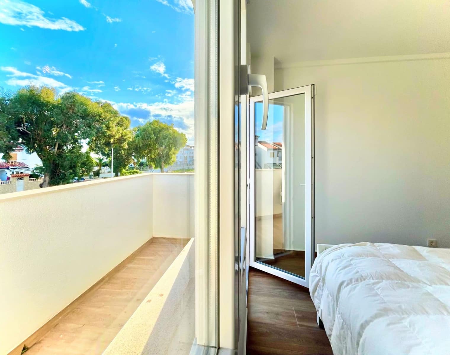 3 bedroom Townhouse for sale in Torrevieja with pool - € 249,900 (Ref: 9435175)