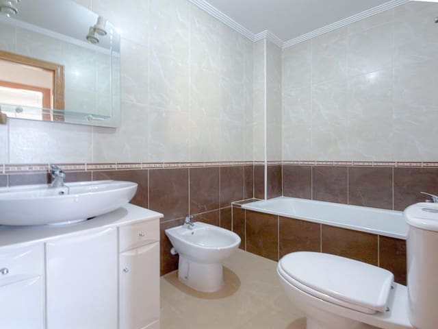 2 sypialnia Penthouse na sprzedaż w Torreblanca, Torrevieja z basenem - 189 900 € (Ref: 9525183)