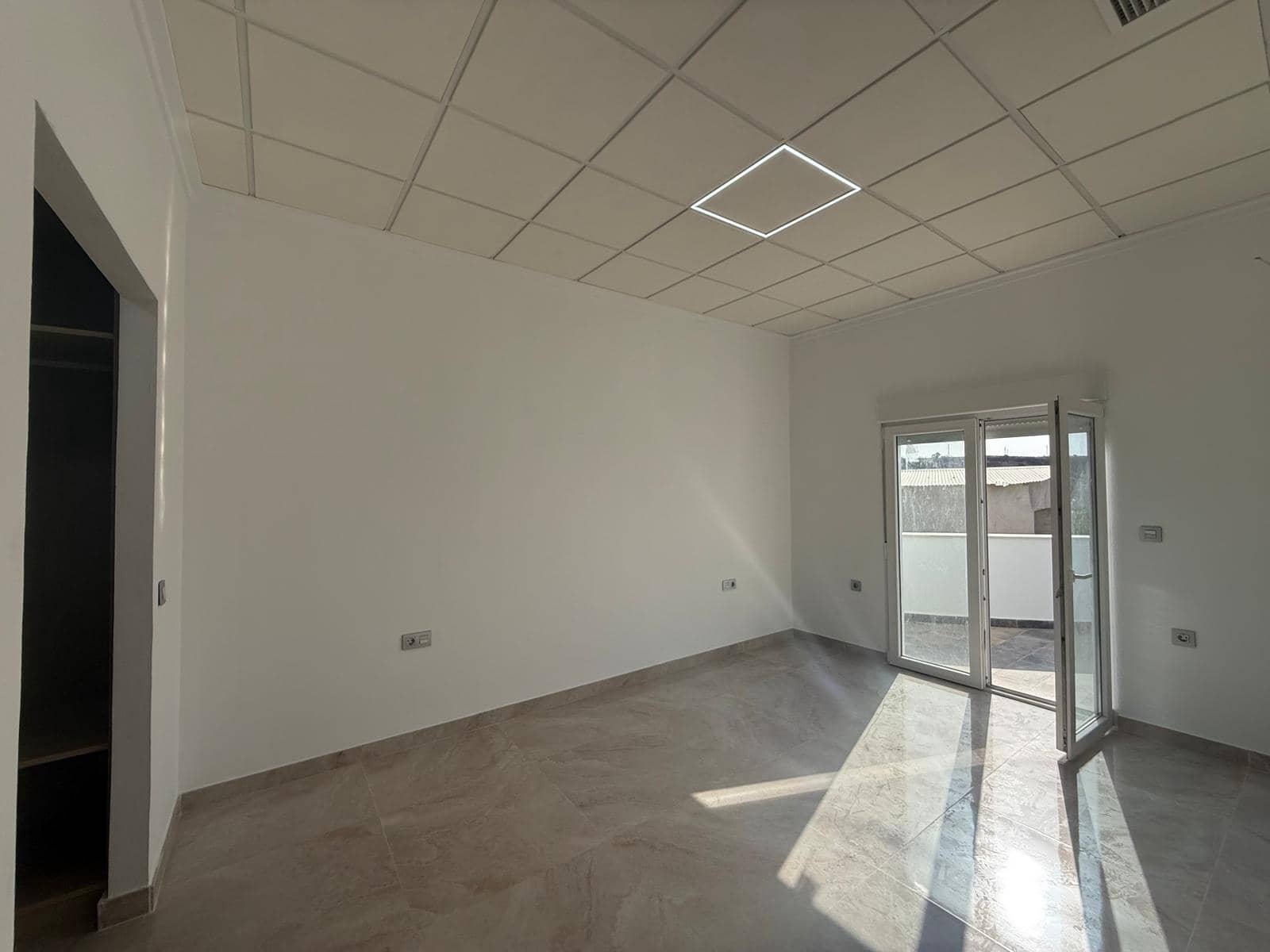 3 Zimmer Doppelhaus zu vermieten in Partaloa mit Pool Garage - 1.200 € (Ref: 10016488)