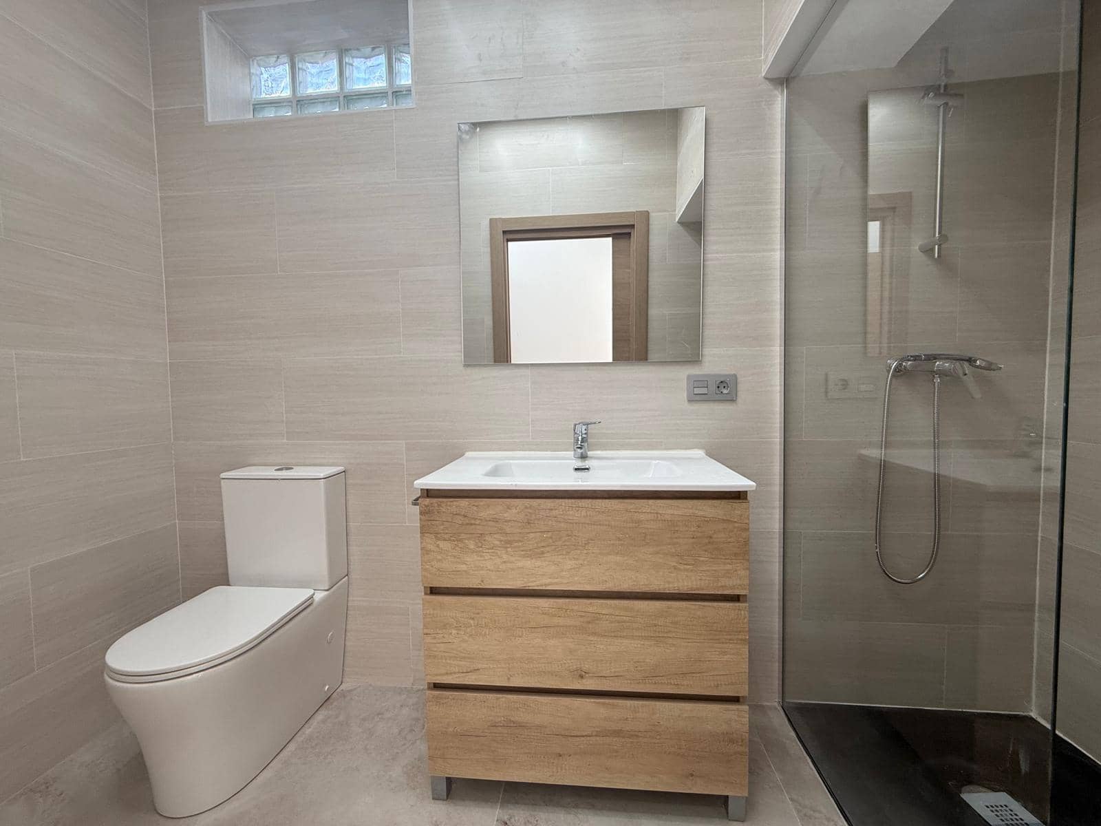 3 Zimmer Doppelhaus zu vermieten in Partaloa mit Pool Garage - 1.200 € (Ref: 10016488)