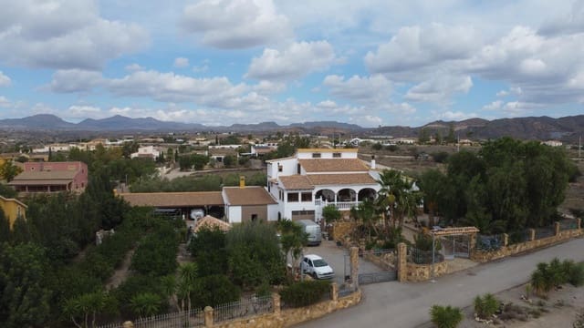 7 soverom Finca/Herregård til salgs i Albox med garasje - € 650 000 (Ref: 10155580)