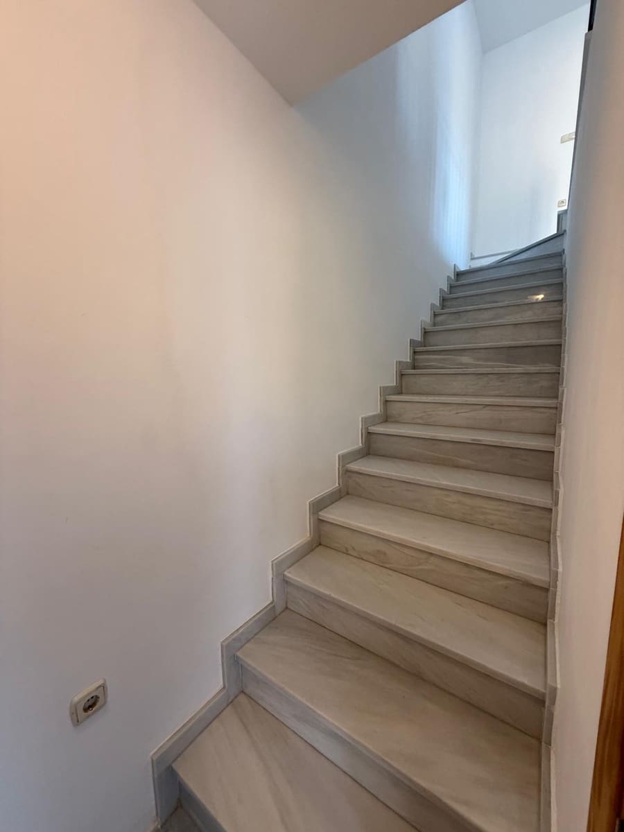 3 soveværelse Byhus til salg i Macael med garage - € 85.000 (Ref: 9263356)