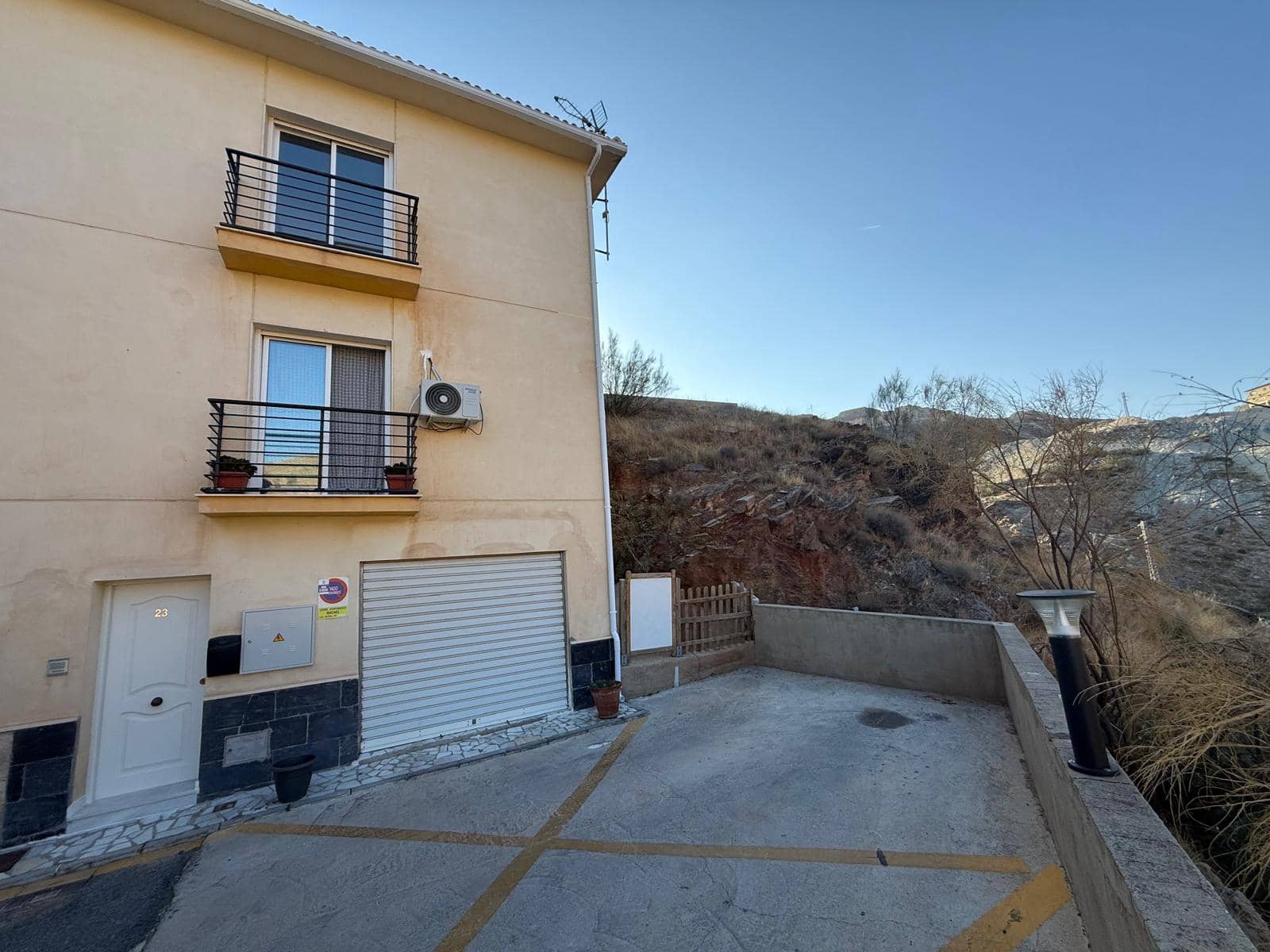 3 soveværelse Byhus til salg i Macael med garage - € 85.000 (Ref: 9263356)