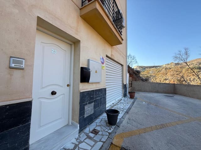 3 soveværelse Byhus til salg i Macael med garage - € 85.000 (Ref: 9263356)