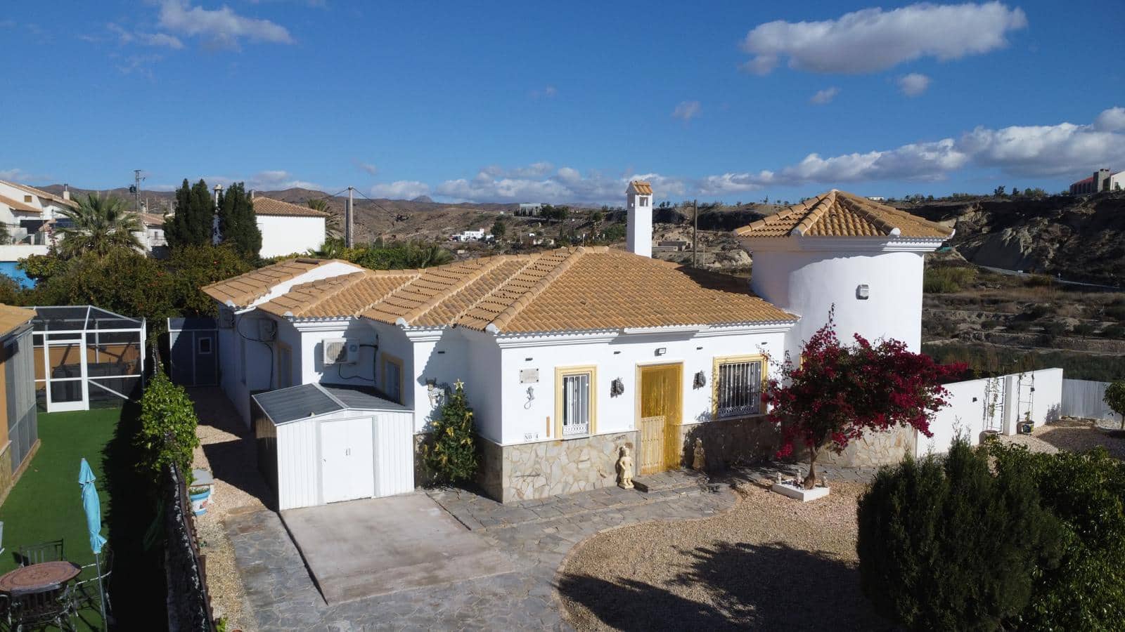 3 sypialnia Willa na sprzedaż w Partaloa z basenem garażem - 274 750 € (Ref: 9409338)