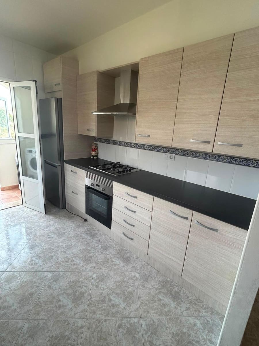 Villa/Maison de 3 chambres à louer à Partaloa avec piscine - 975 € (Ref: 9996014)