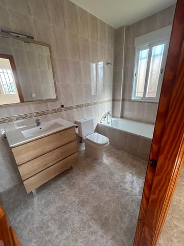 Chalet de 3 habitaciones en Partaloa en alquiler con piscina - 975 € (Ref: 9996014)