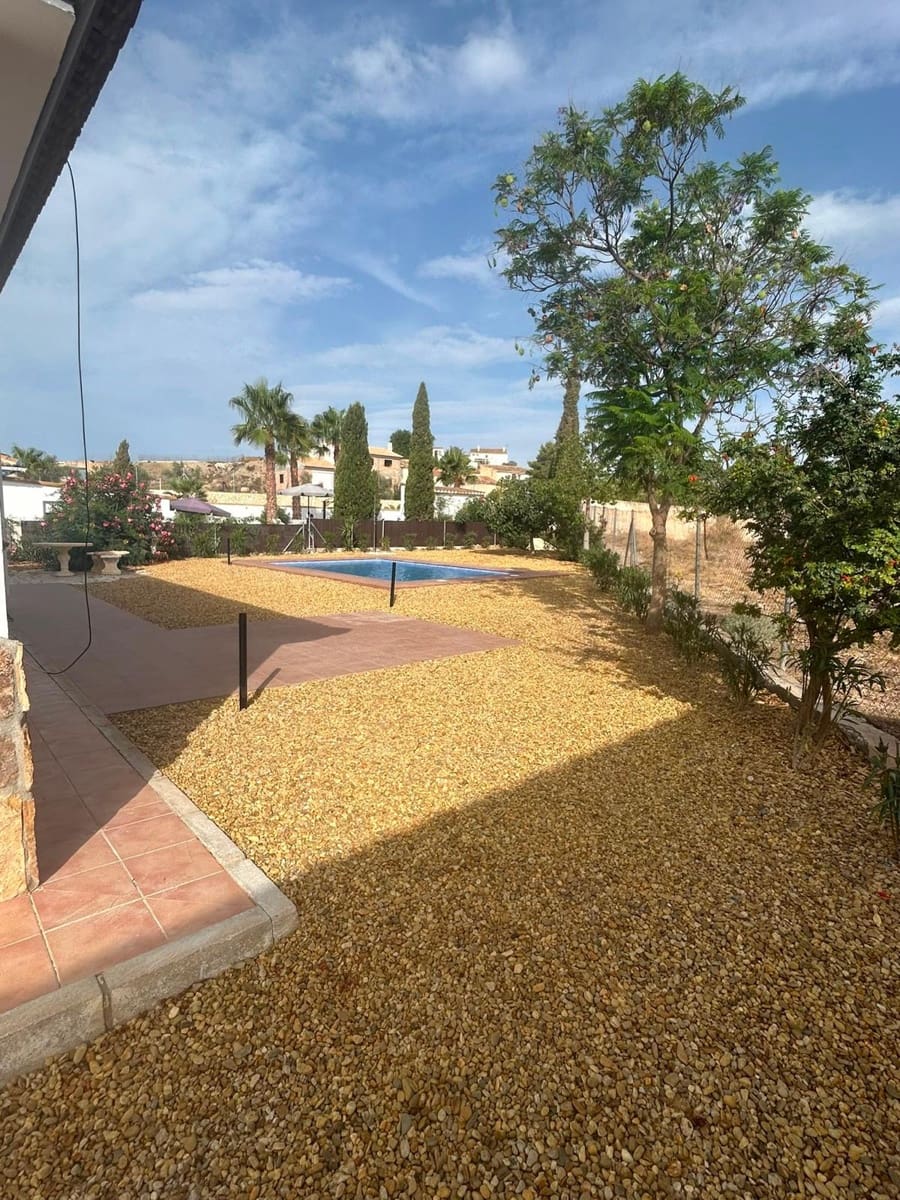 Villa/Maison de 3 chambres à louer à Partaloa avec piscine - 975 € (Ref: 9996014)