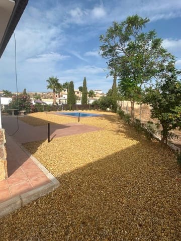 Chalet de 3 habitaciones en Partaloa en alquiler con piscina - 975 € (Ref: 9996014)