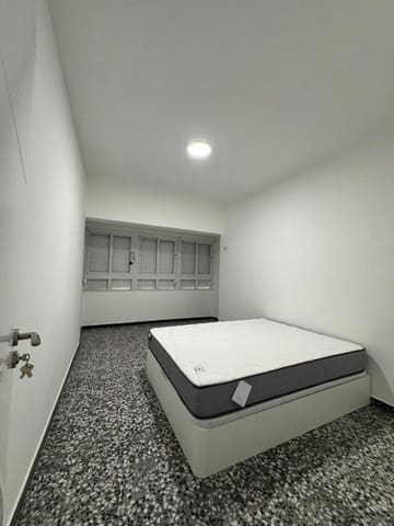 5 sypialnia Hotel na sprzedaż w Torrevieja - 186 000 € (Ref: 9341386)