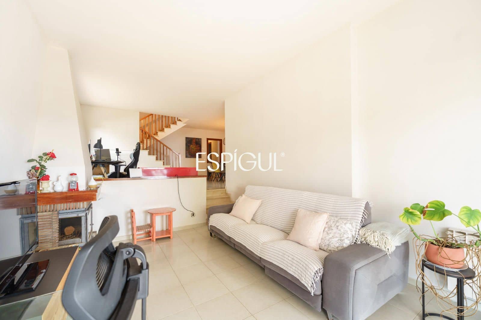 5 bedroom Townhouse for sale in Teia with pool garage - € 690,000 (Ref: 10016030)