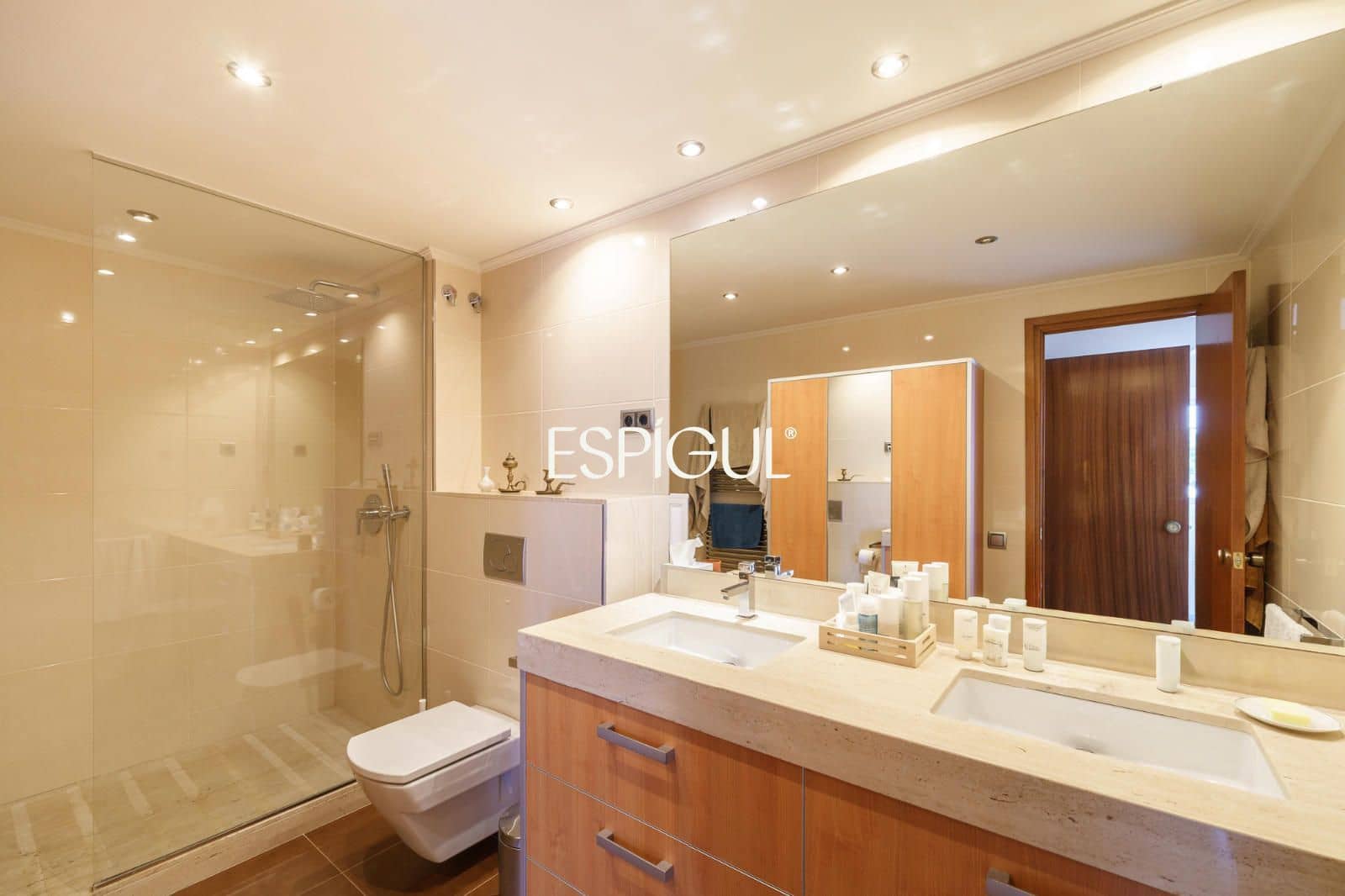 5 bedroom Townhouse for sale in Teia with pool garage - € 690,000 (Ref: 10016030)