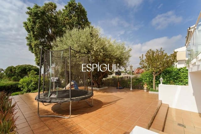 5 bedroom Townhouse for sale in Teià with pool garage - € 690,000 (Ref: 10016030)