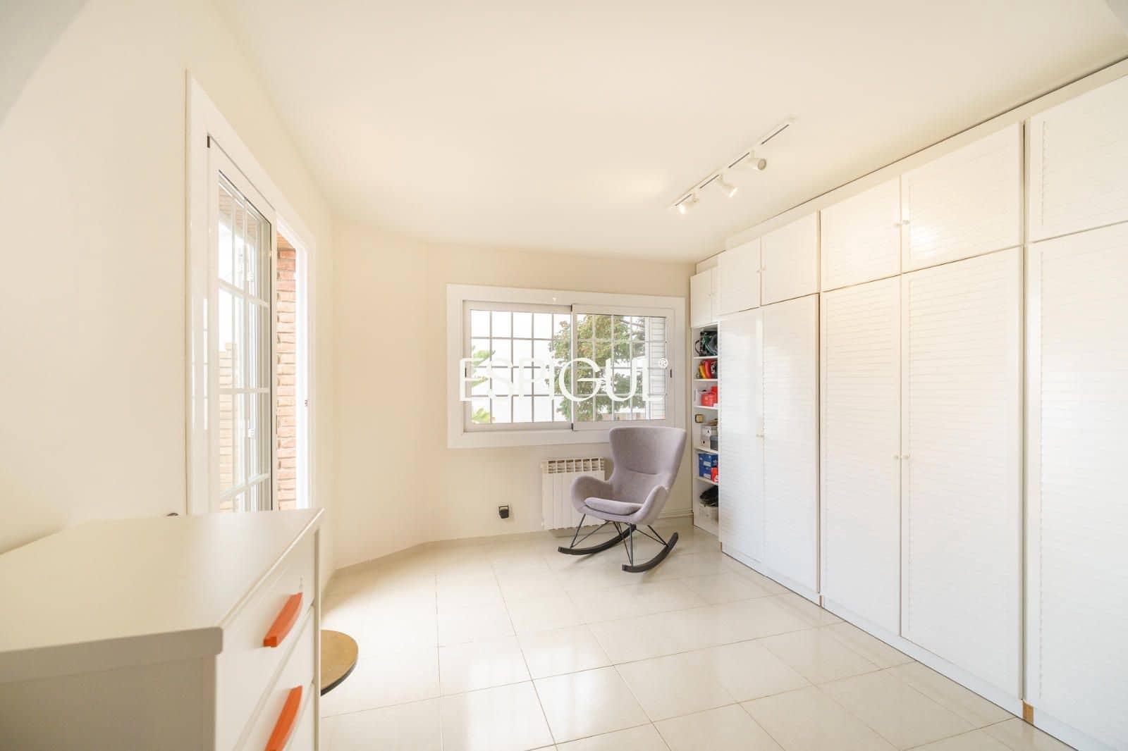 5 bedroom Townhouse for sale in Teia with pool garage - € 690,000 (Ref: 10016030)
