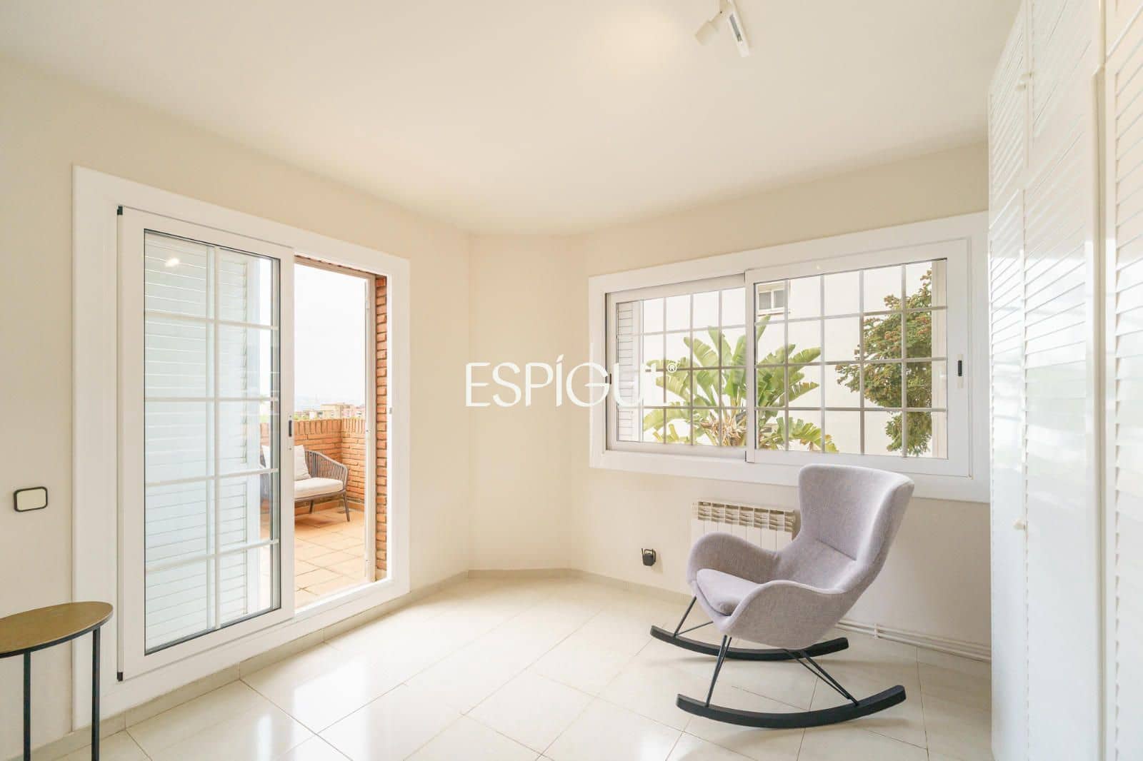 5 bedroom Townhouse for sale in Teia with pool garage - € 690,000 (Ref: 10016030)
