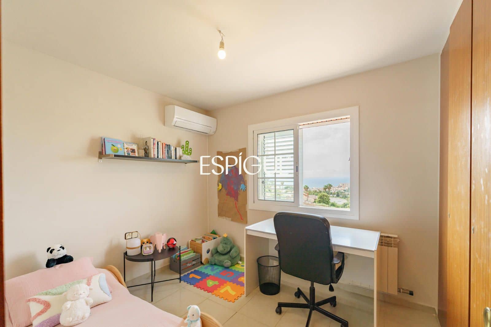 5 bedroom Townhouse for sale in Teia with pool garage - € 690,000 (Ref: 10016030)