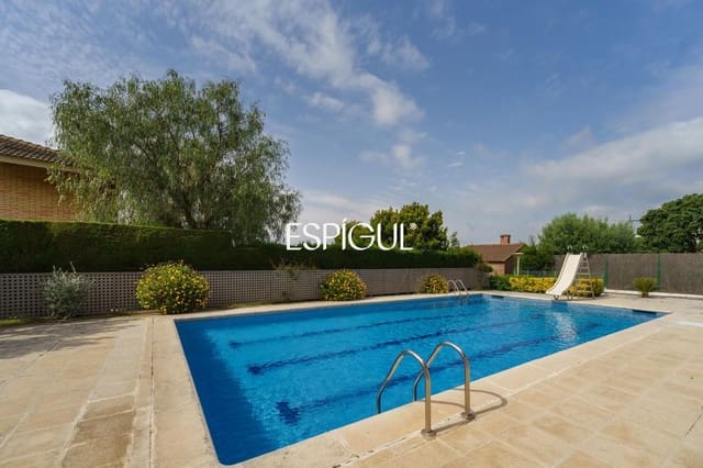 5 bedroom Townhouse for sale in Teià with pool garage - € 690,000 (Ref: 10016030)