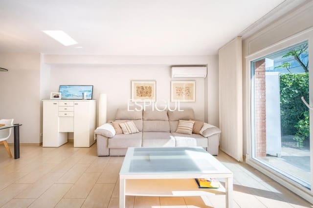 4 bedroom Townhouse for sale in Premià de Mar with pool garage - € 690,000 (Ref: 10016031)