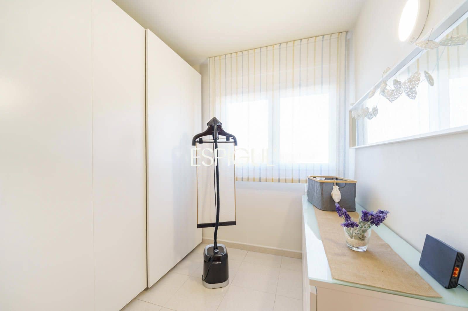 4 bedroom Townhouse for sale in Premia de Mar with pool garage - € 665,000 (Ref: 10016031)