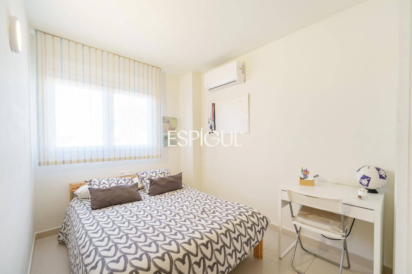 4 bedroom Townhouse for sale in Premia de Mar with pool garage - € 665,000 (Ref: 10016031)